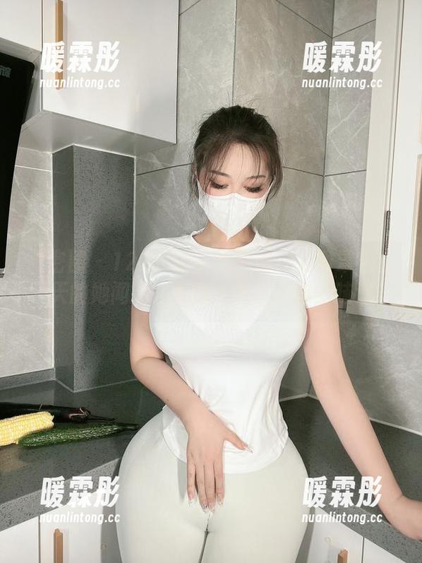 微密圈 - 120斤的小王同学高清口罩姬：今天的她闻起来就像…呃，口罩的味道？