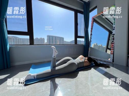 微密圈 - 网袜+120斤的小王同学私拍合集，真不错的搭配，哈哈！