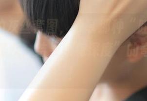 ROSI的灰丝套图，分享那种“哇！本来以为只是灰，结果很有深度”的奇妙体验！
