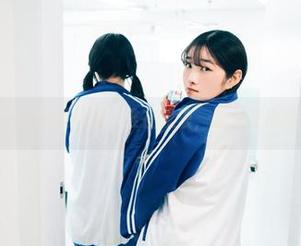 Sonson(손손)的照片里，谁在流浪，谁又在追赶夜的尾巴？
