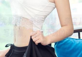 UGirls尤果网 - 美脚如梦，李宝儿的精选写真集，捉摸不透的诱惑