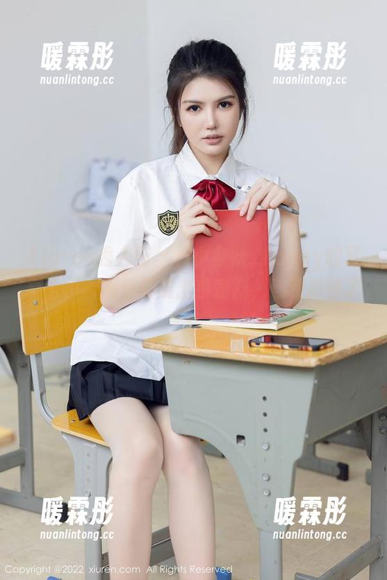 Xiuren秀人网 - 看小蛮妖_honey的写真全集：剧情发展出乎意料，连我都懵了！
