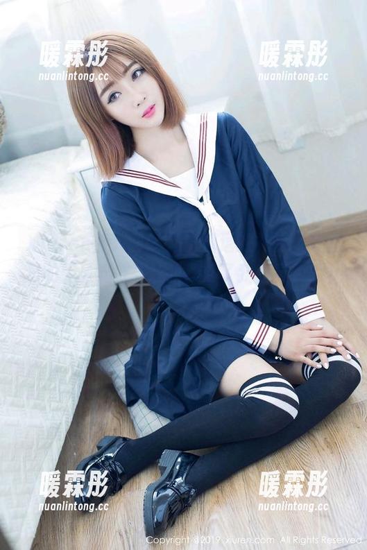 Xiuren秀人网 - 是小逗逗的礼服，套图里的无圣光效果让我想起了我最真实的状态，啧啧。