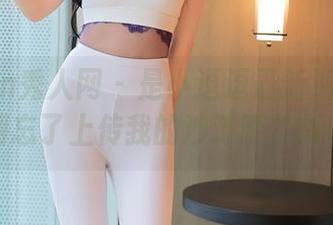 Xiuren秀人网 - 是小逗逗最新海边合集，别忘了上传我的沙滩晒黑报告！