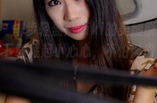 pans - 脚步轻盈：kiki的美腿原图先来一发，下载藏起小心心，不怕肉肉不见啦！