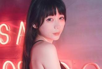usejan蓝蓝的照片，妥妥女神的高光时刻啊～