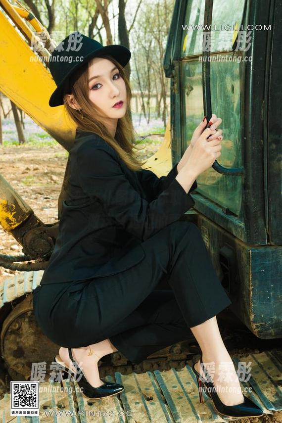 丽柜 - 全新女仆图包：你敢信，安安还能做这些逗趣的事？