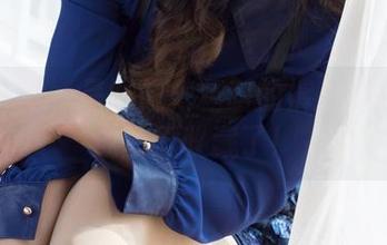克拉女神 - 是时候把杨暖的裤里丝美图变成壁纸收藏了！