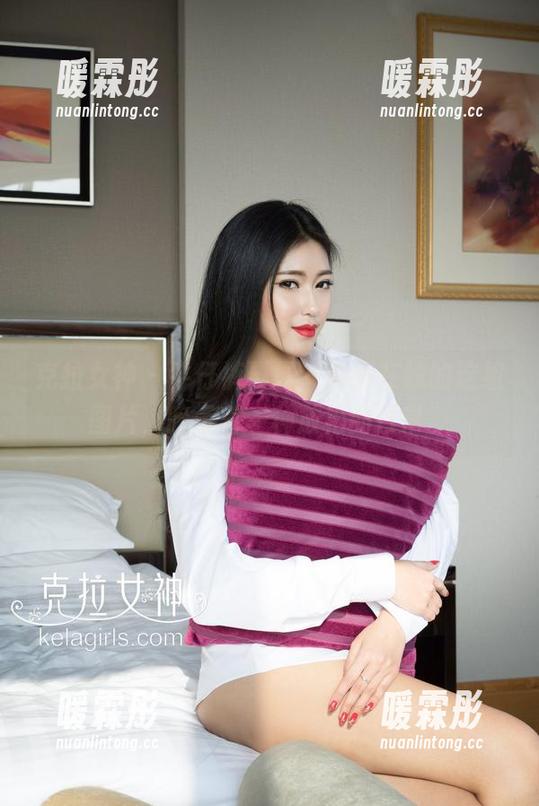 克拉女神 - 牛仔裤再现，森丽在线的这组图片，暗示着一种放松的日常。