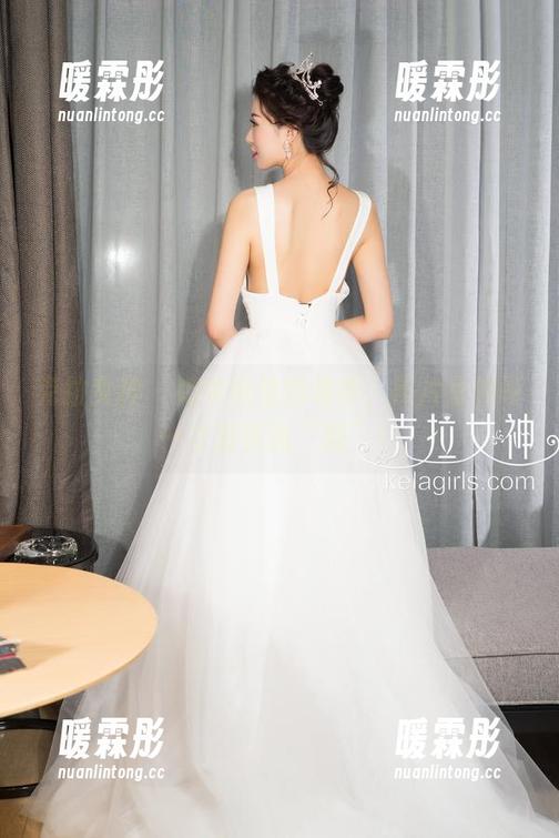 克拉女神-瑞莎 克拉女神 - 奶牛造型的瑞莎,照片里的每一寸都在说“萌”!