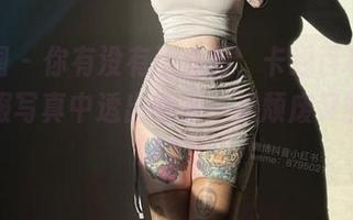 微密圈 - 你有没有注意到，卡通百科老王的制服写真中透出的那一点颓废又微妙的嫉妒？