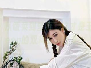 嗲囡囡 - 从饭菜到壁纸，这才是王婉悠Queen的双料厨娘合集！