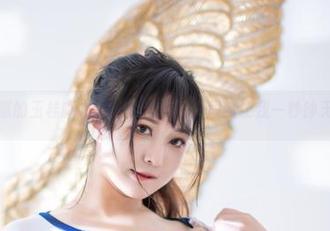 奇行家狗崽的玉桂睡衣原图：这造型，居然让我一秒钟无言以对！