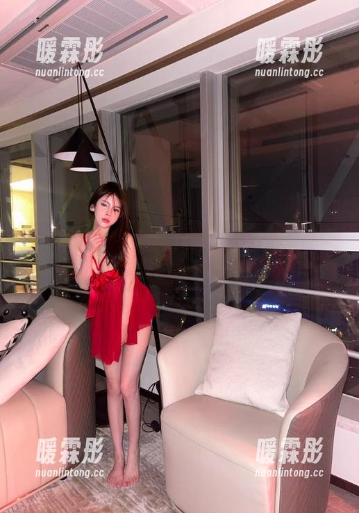 微密圈 - 当牛仔裤变成主菜，奔跑的晶骡子的套图让人泪流满面！