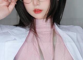 初秋穿搭时刻：由女主K亲自选的写真风向标！