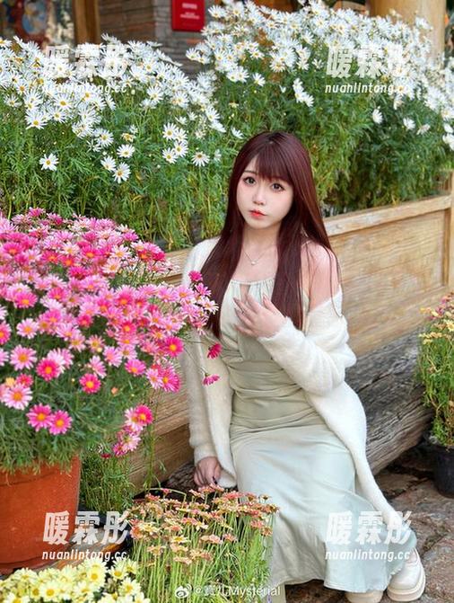 今天下网盘！宝儿mysterial的女孩写真快来围观，别说我没提醒你！