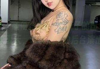 微密圈 - 随便翻翻小u优优子的图包，哇，这个夏天，明明是她的后台演出啊。