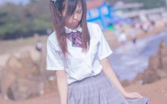虽然没见过真实的学姐，但小野妹子w的合集照片足够引人遐想