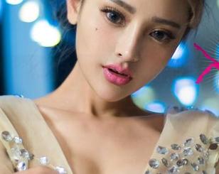 尤果网 - 私拍大胆？美替的镂空作品让我多想了一些。