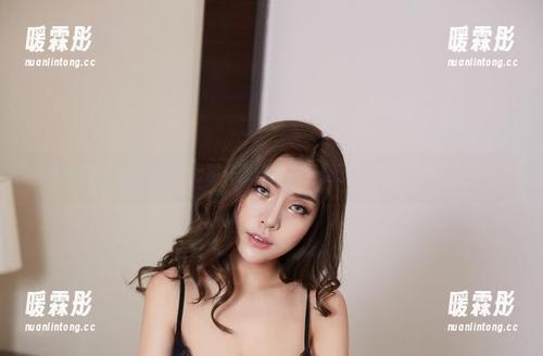 尤物馆 - Seven小七那件蕾丝图片下载了仨小时，你还不来？