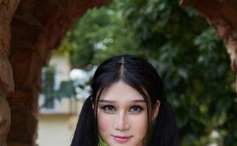 尤物馆 - 李宓儿在家写真，慵懒与优雅的完美交织