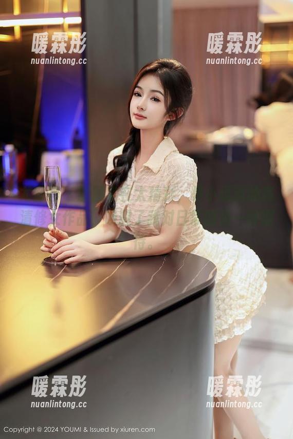 尤蜜荟-是小逗逗 尤蜜荟 - 原图实在太精彩,是小逗逗的高清修女作品,唤醒了我对日常的另一种期待。