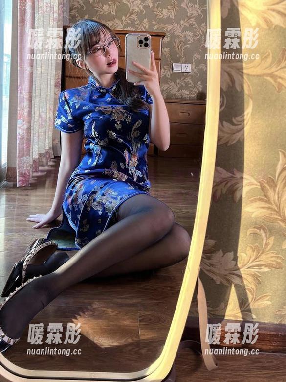 张思允 微密圈 - 校服风潮逆袭:张思允美图合集矩阵,打卡“校园系列”!