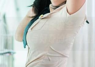 推女郎 - 在松果儿的圣诞全集写真中徜徉，好奇心与好奇的模糊边界