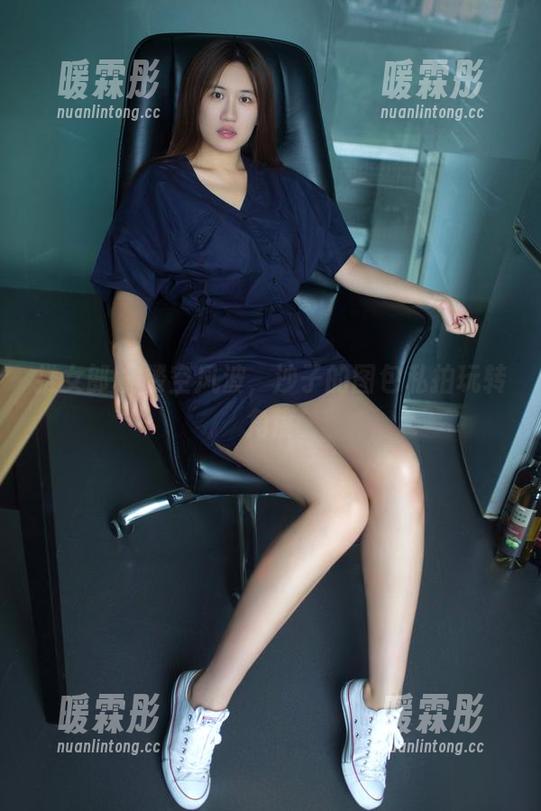推女郎 - 镂空风波，沙子的图包私拍玩转角度