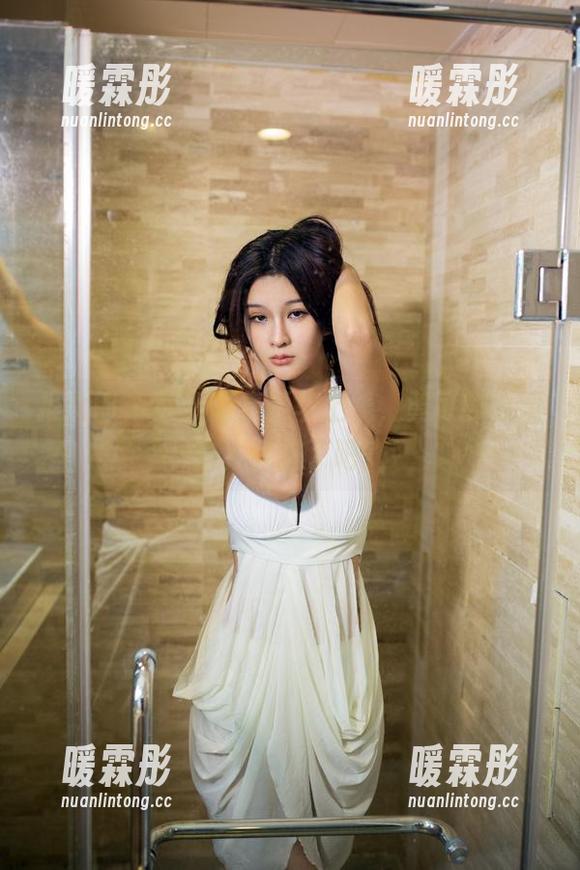 推女郎-黄可 推女郎 - 最新图集豪华上线,黄可的眼镜也太会挑了吧?