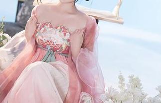 星澜想来杯珍珠奶茶写意办公室：图包里的每一张都是无心插柳的优雅。