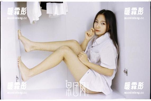 果团网 - 怪异又迷人的松果儿万圣节写真精选，惊吓中带点甜