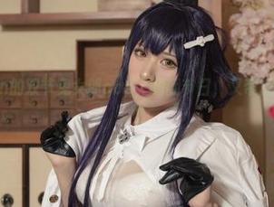 柘烟Zuken的双节兔女郎cos，嗨翻节日，又带点小小的俏皮？
