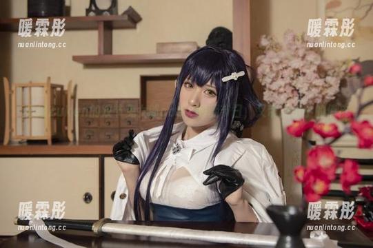 柘烟Zuken的双节兔女郎cos，嗨翻节日，又带点小小的俏皮？