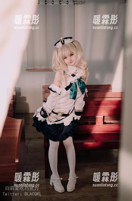 看了白莉爱吃巧克力的美脚写真资源，心上人可能会嫉妒。