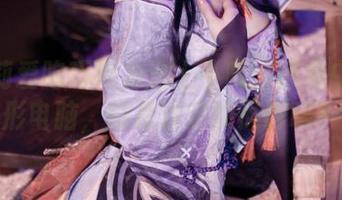 当白莉爱吃巧克力遇上小叽：图集中的人形电脑，都是注定的倾诉吗？