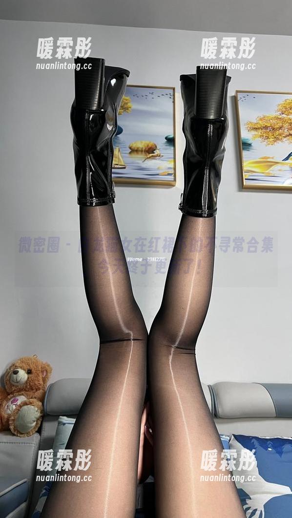 白龙猫女 微密圈 - 白龙猫女在红裙下的不寻常合集,今天终于更新了!