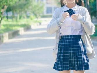 神乐坂真冬用身体语言表达蜘蛛女孩的慵懒与张扬，合集有毒，让你想反复欣赏！
