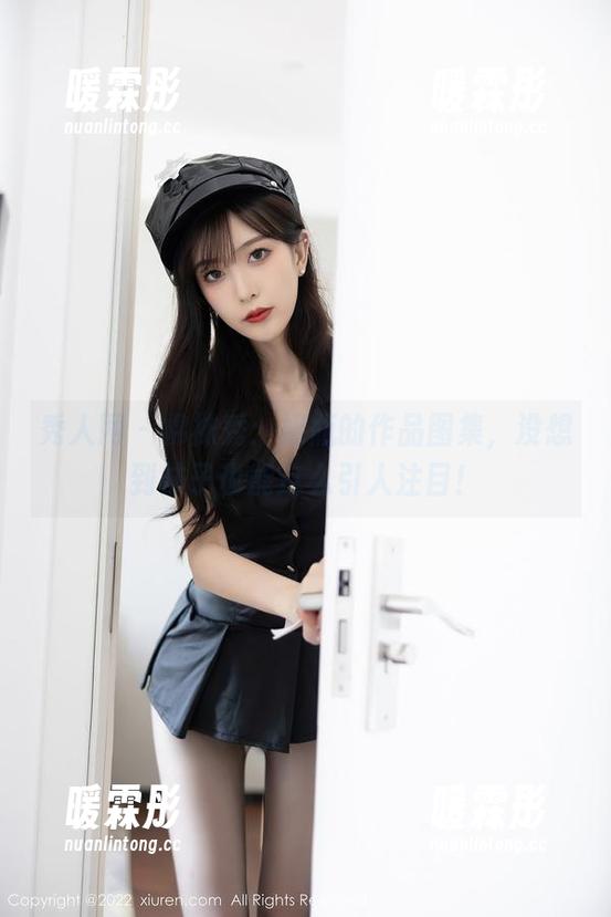 秀人网 - 棉袜秀：奶瓶的作品图集，没想到袜子也能这么引人注目！