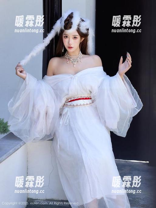 秀人网 - 白裙下的幼幼，原图摄影师太会了，这资源收了！