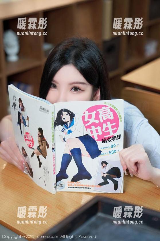 秀人网 - 水手服的汐汐baby：这图集拍的也太有气场了吧，完美诠释什么叫做学生气与成年人的交汇。
