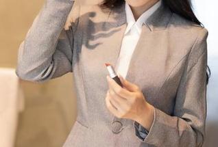 秀人网 - 灿宝的自拍作品，别说，正是我心中那个完美资源的缩影呢！