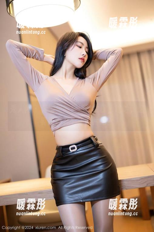 秀人网 - 套图里的白沫兔女郎，哈哈，这要是能开个动画片吧？