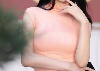 秀人网 - 一次不走心的私拍，在麦田里与少女玩转资源！