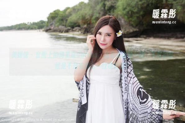 美媛馆 - 套图上的绮里嘉Carina，连衣裙轻轻一摆，下载的时候是不是有那么一丝期待啊？