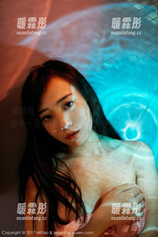 蜜桃社-Suki 蜜桃社 - Suki的御姐魅力出没,图库里的每一张都在低语,赶快分享给朋友们!