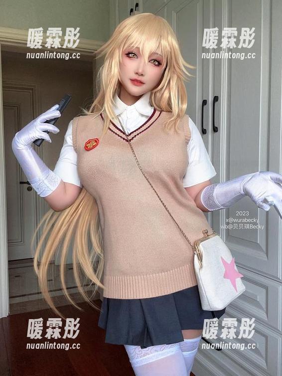 贝贝琪Becky的写真系列，塞西莉亚肉肉，碰触到了一些不可说的东西。