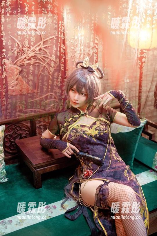 来看看铁板烧鬼舞w的高清写真“夜莺”，集烧烤和美感于一身，全网最不可思议的搭配竹兰了！