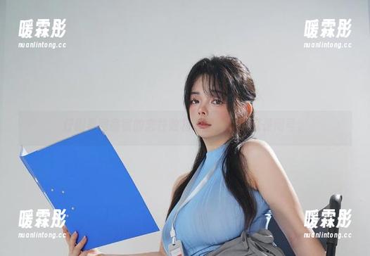 仔细看阿寨寨的恋柱败北套图，心里满是问号。