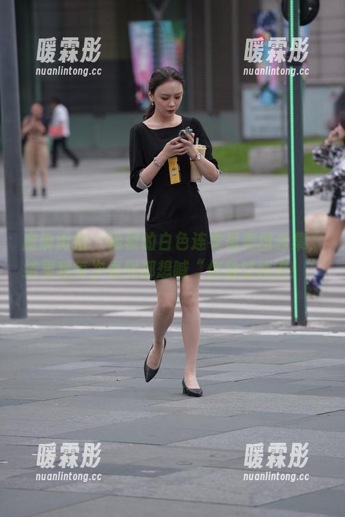 魔镜街拍 - 楼楼的白色连衣裙美图合集，结果我每次看到都想喊“你放过我吧！”